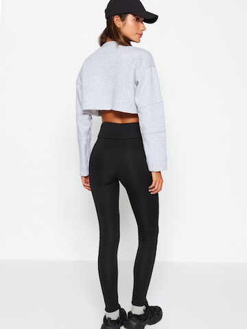 Trendyol Skinny Leggings in Schwarz