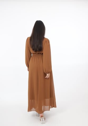 Elara Kleid in Braun