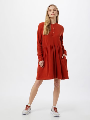 Robe Superdry en rouge