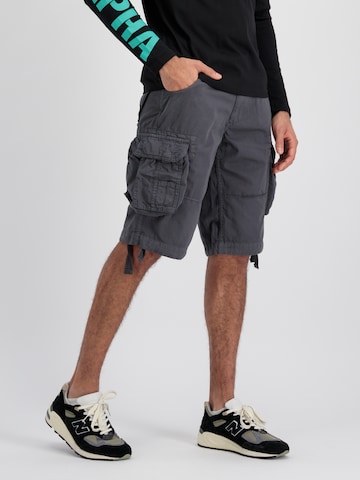 ALPHA INDUSTRIES Regular Shorts 'Jet' in Grau