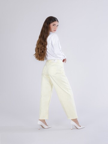 Wide leg Jeans di CAFè NOIR in giallo
