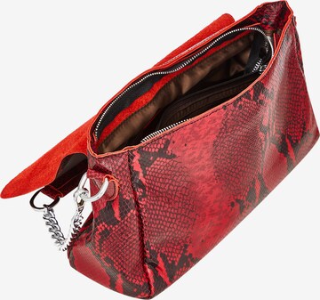 NAEMI Shoulder Bag in Red