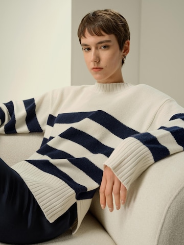 Lilysilk Pullover 'Wolle-Kaschmir Gestreifter Oversize Pullover'‌‌ in Weiß