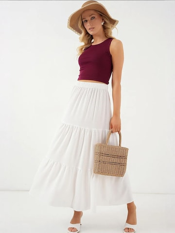 Bigdart Skirt in White