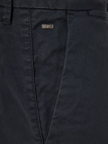 regular Pantaloni chino di Funky Buddha in blu