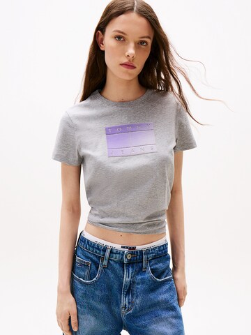 T-shirt Tommy Jeans en gris : devant