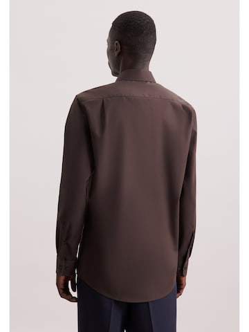 Coupe regular Chemise business SEIDENSTICKER en marron