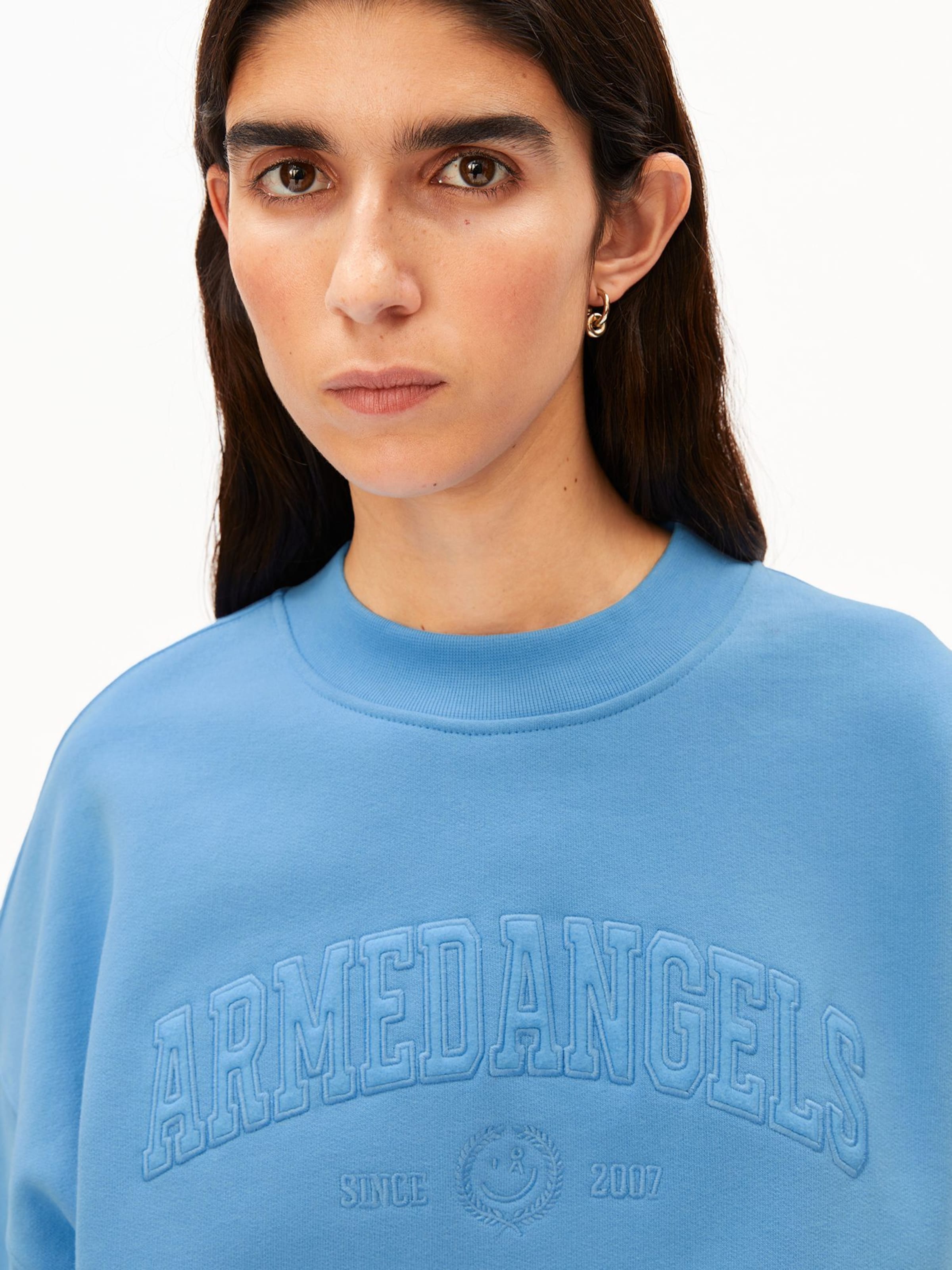 ARMEDANGELS Sweatshirt ALIZAA COLLEGE in Blau: Vorderseite
