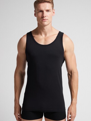 IUMAN Intimissimi Uomo Shirt in Black: front