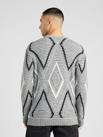 HOLLISTER Sweater in Grey