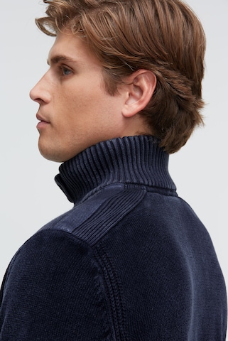 CAMP DAVID Sweater in Blue