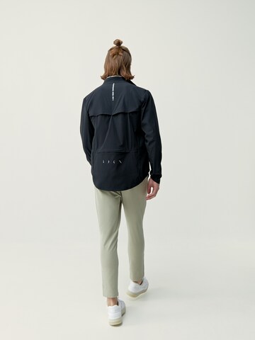 Born Living Yoga Between-season jacket 'Nyasa' in Black