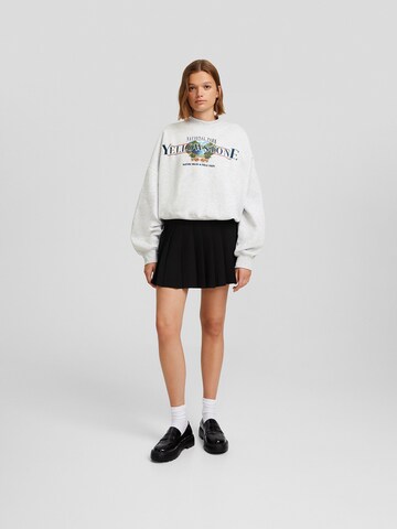 Bershka Sweatshirt in Grau