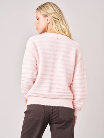 Deeluxe Sweater in Pink