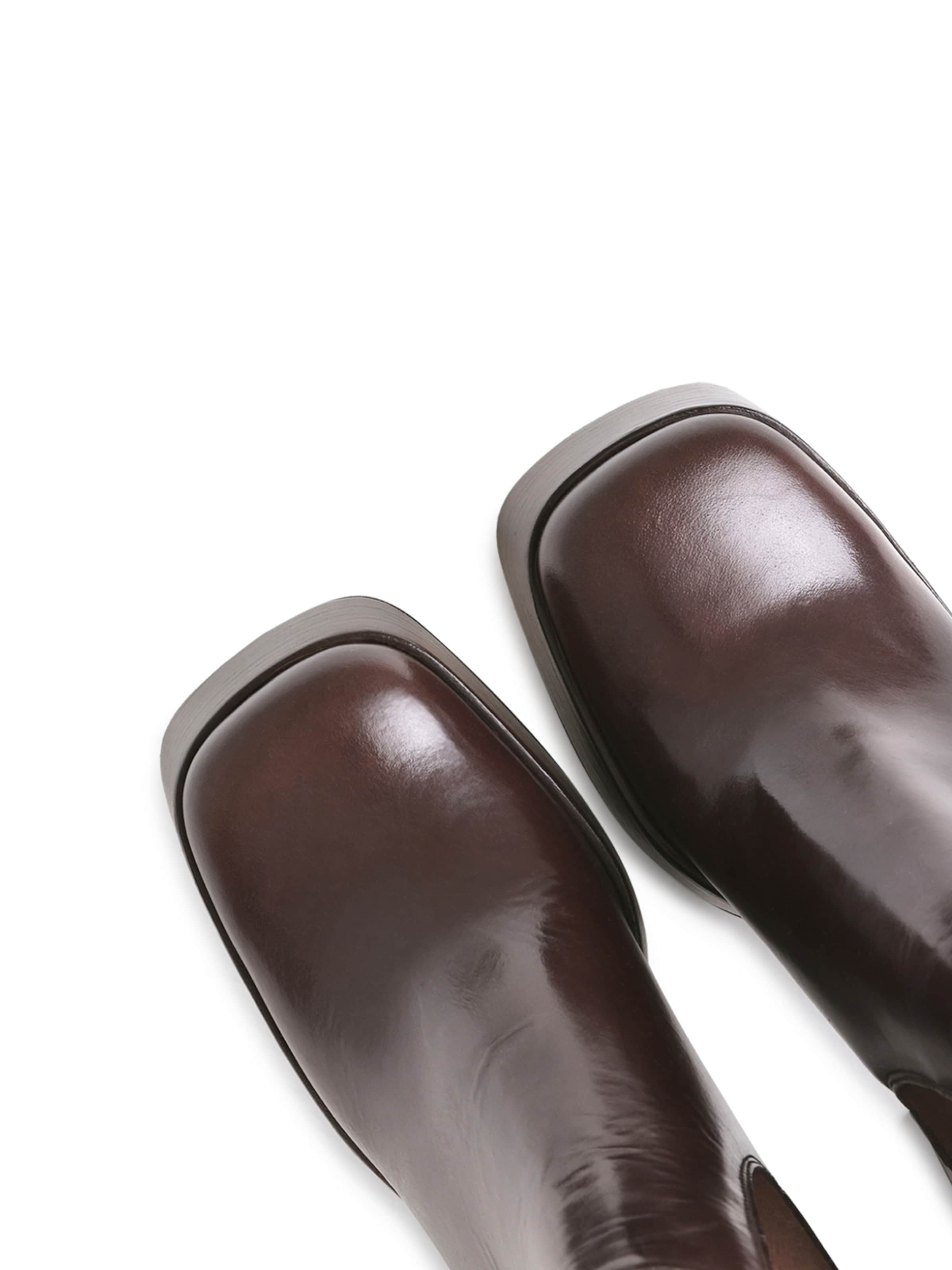 BRONX Къси ботуши 'Be-Lla' в кафяво