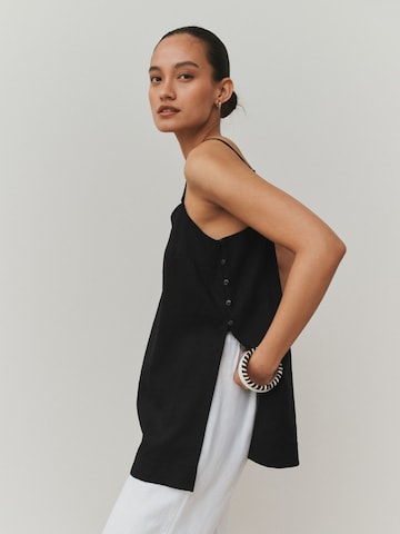 juoda Next Palaidinė be rankovių