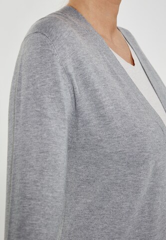 Cardigan usha BLACK LABEL en gris