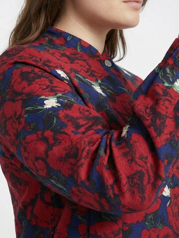 Guido Maria Kretschmer Curvy Демисезонная куртка 'Finja' в Красный