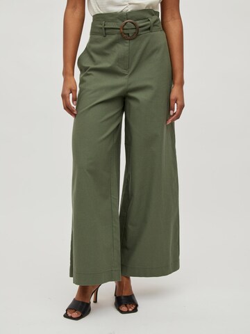 Wide leg Pantaloni 'Wilda' di VILA in verde: frontale