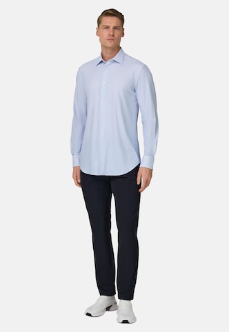 Coupe regular Chemise Boggi Milano en bleu