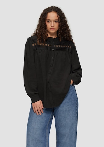 QS Blouse in Black: front