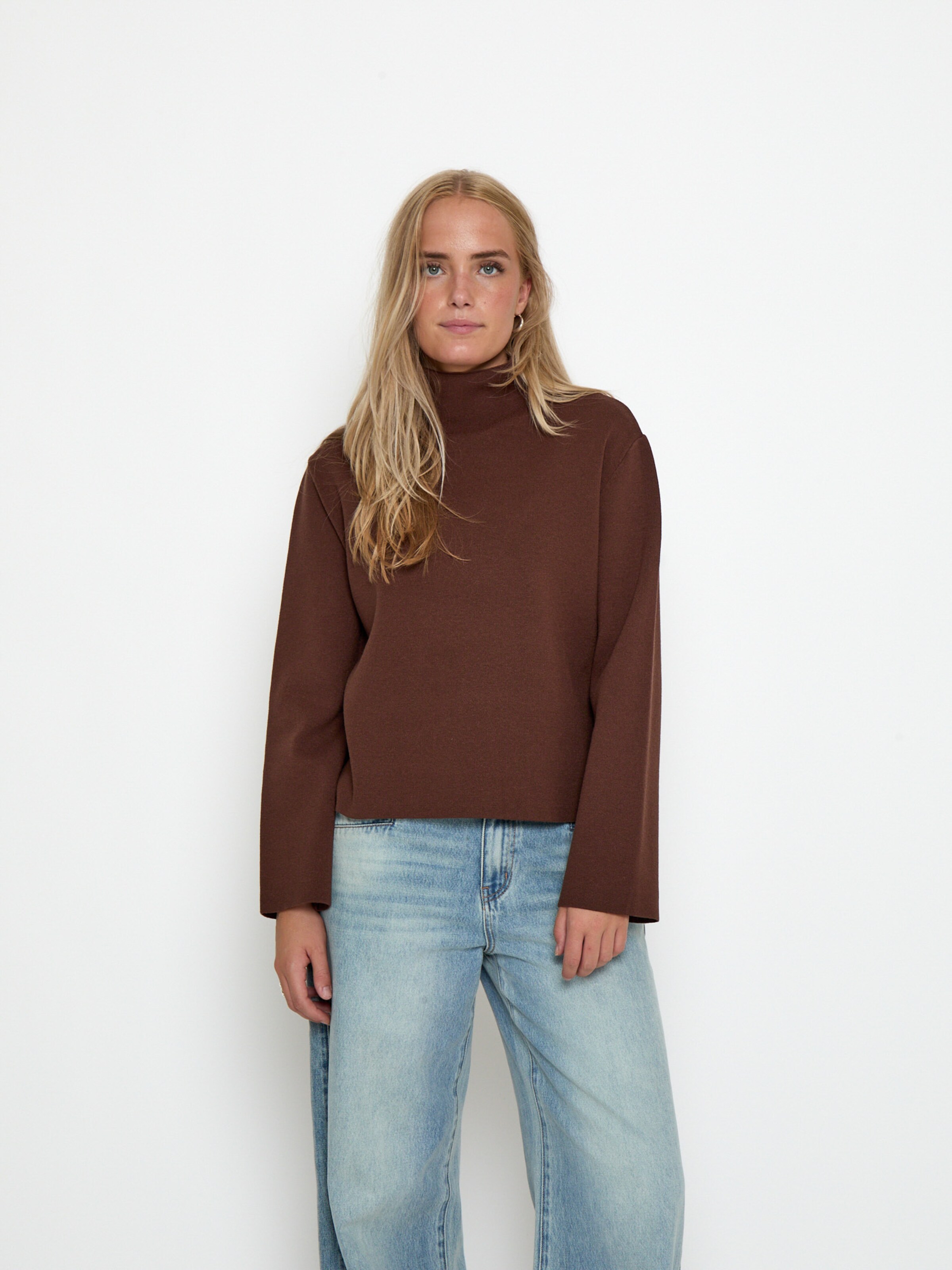 minus Pullover 'Lupi' in Braun: Vorderseite