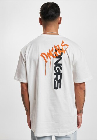 Dangerous DNGRS T-Shirt in Weiß: Vorderseite