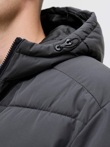 JACK & JONES Between-season jacket 'JJMAZE' in Grey