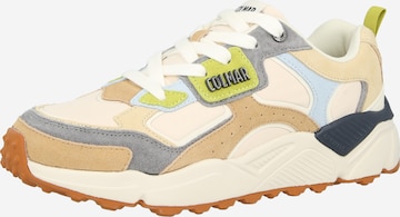 Baskets basses Colmar en beige : devant