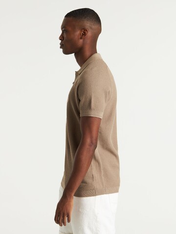 CHASIN' Shirt 'Guy' in Beige