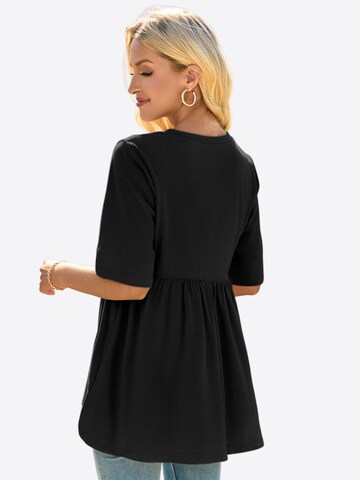 Tunica de la Imily Bela pe negru