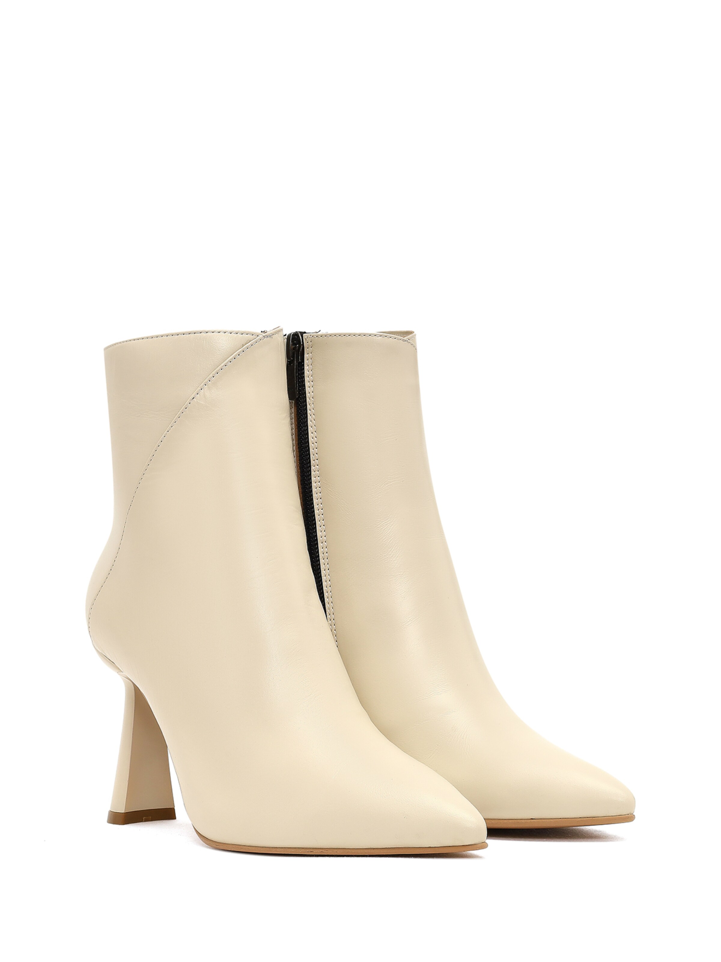 Derimod Booties in Beige