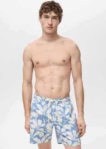 MANGO MAN Board Shorts in Blue: front