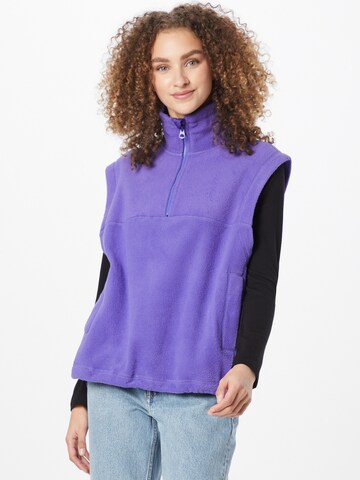 Pull-over WEEKDAY en violet : devant