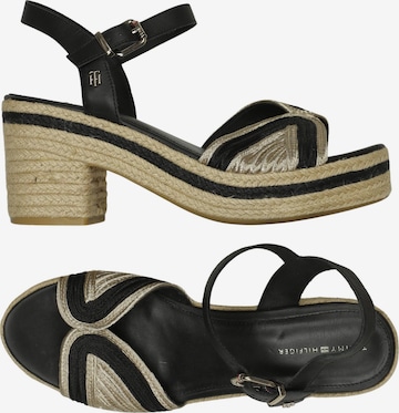 TOMMY HILFIGER Sandalen 44 in Schwarz: Vorderseite
