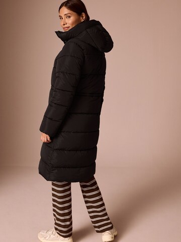 Cappotto invernale di Next in nero