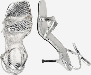 Sandalo 'Frankie' di TOPSHOP in argento