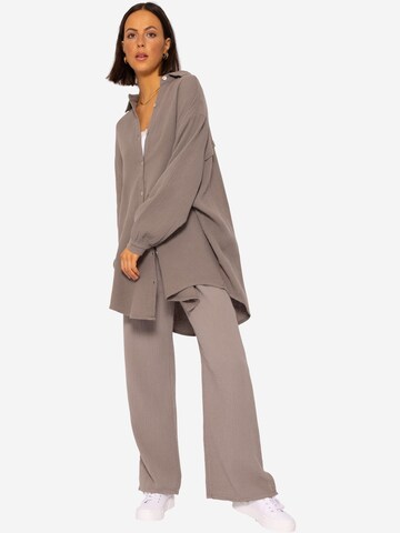 SASSYCLASSY - Blusa en gris