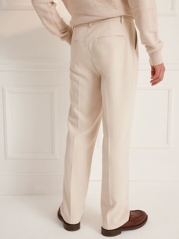 regular Pantaloni con piega frontale 'Julius ' di Guido Maria Kretschmer Men in beige