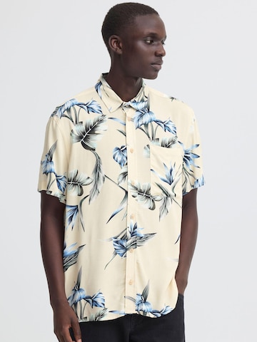 Fit confort Chemise ' BHAmelo Floral ' BLEND en beige : devant