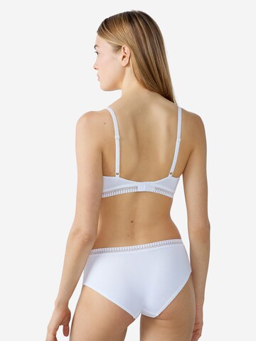 ETAM Kalhotky 'Happily' – bílá