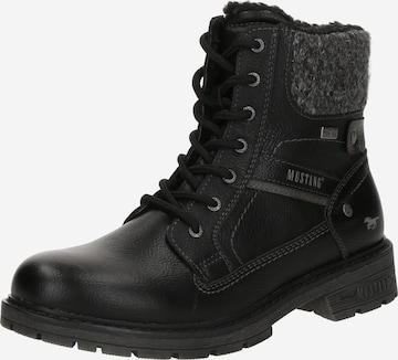 Stivaletto stringato 'Bienke' di MUSTANG in nero: frontale