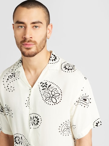 JACK & JONES Comfort fit Button Up Shirt 'JEFF' in White