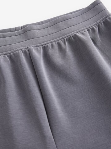 Next - Pierna ancha Pantalón en gris