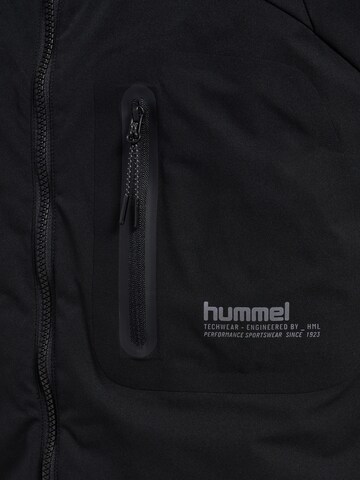 Hummel Sports vest in Black