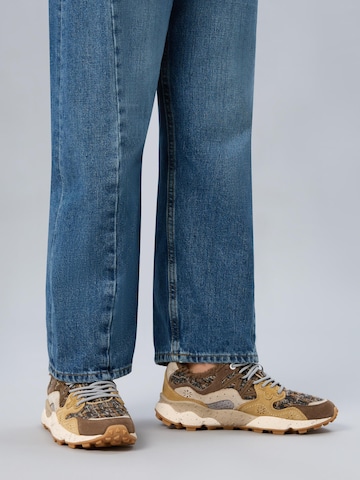 Baskets basses 'YAMANO 3 UNI' Flower Mountain en marron