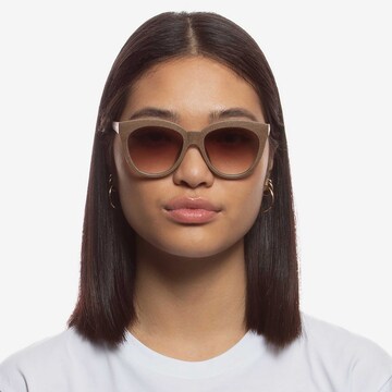 LE SPECS Sonnenbrille 'Resumption' in Braun: predná strana