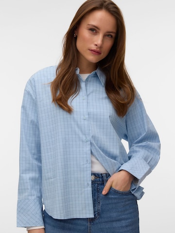 Chemisier VERO MODA en bleu : devant