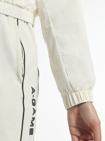 Veste de sport 'Lifewear' A-Game en beige