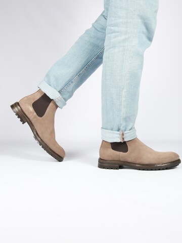 Boots chelsea 'Greg UG23' di BLACKSTONE in marrone